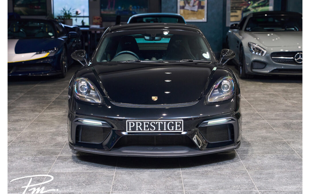 Porsche 718 Cayman GT4 PDK