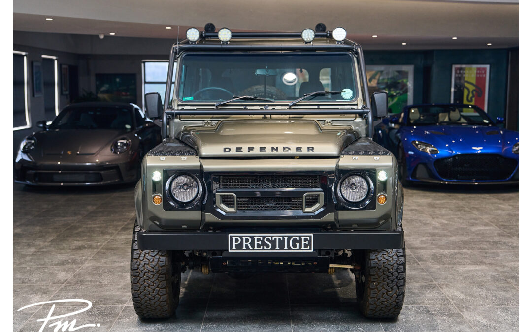 Land Rover Defender 110 TD5 Pick-Up
