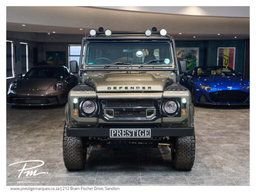 Land Rover Defender 110 TD5 Pick-Up